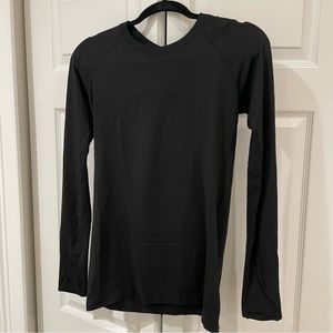 NWOT Swiftly Tech LS